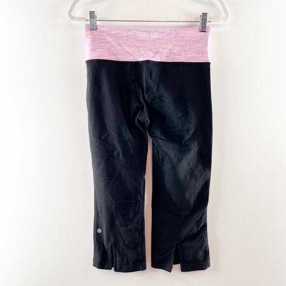 Lululemon Groove Crop Mid Rise Leggings Black Pink 6 - Picture 5 of 7